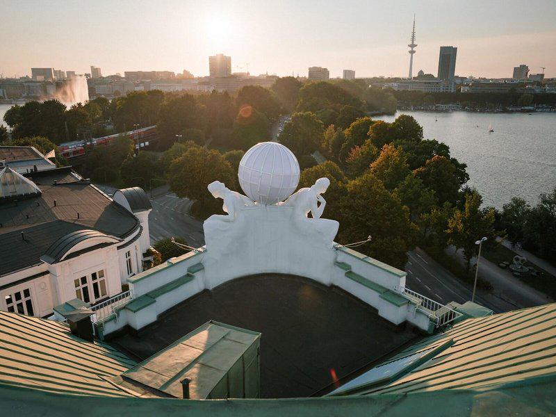 921B053CF8C3D38498B813E5A835F80E