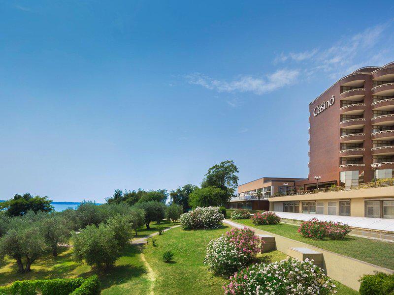 D6181502CB5095B718154132038E51DA