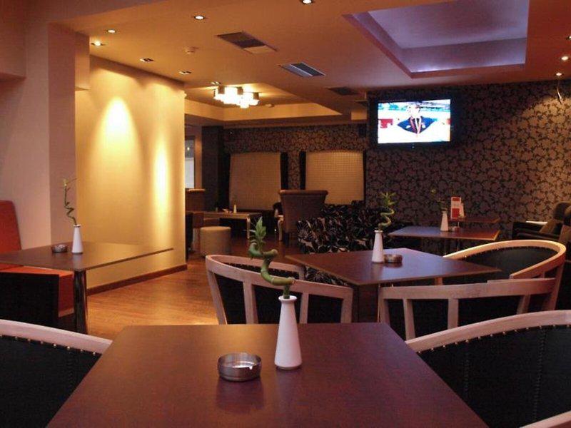 87EBF880C6CC0B594DE771867A185D4F