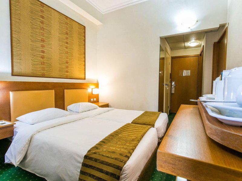 6F04454BA8CEC6B7EF940C8CC4F71243