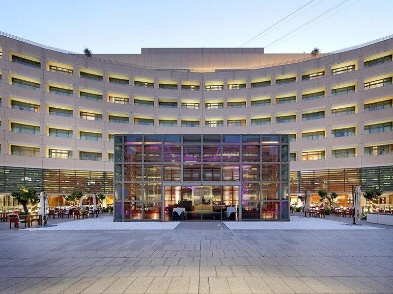 9FE36A1A894E3A0FF20189E64EDFC04A