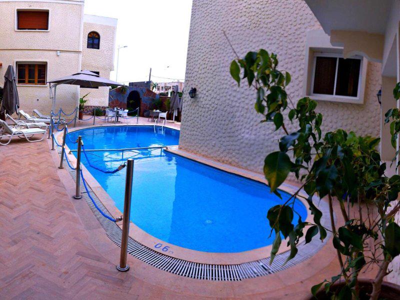 377A8B8F39A3A4E0F23E357575C3259D