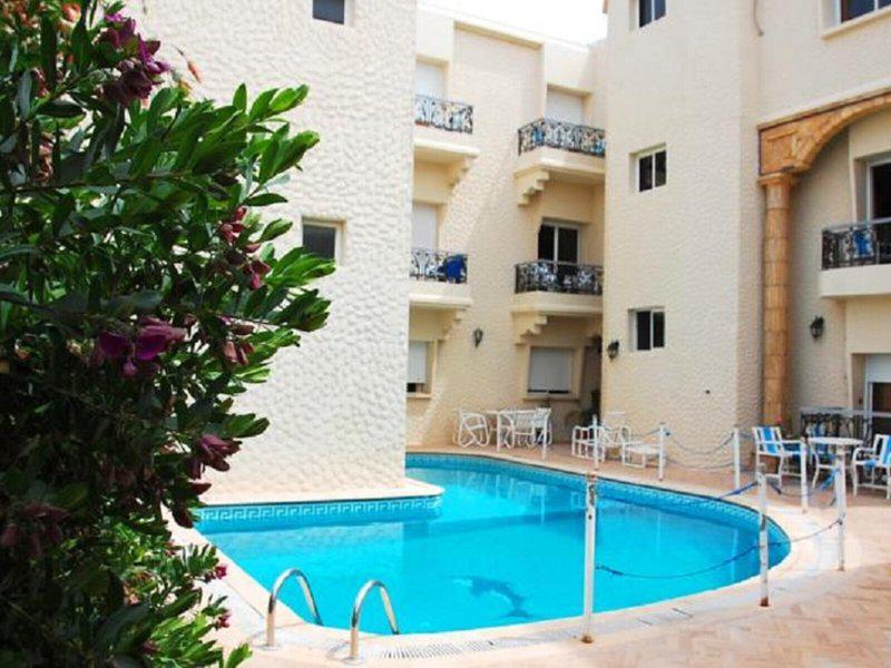 DBB18299DBE03EC19EBF94CBF538EEA1