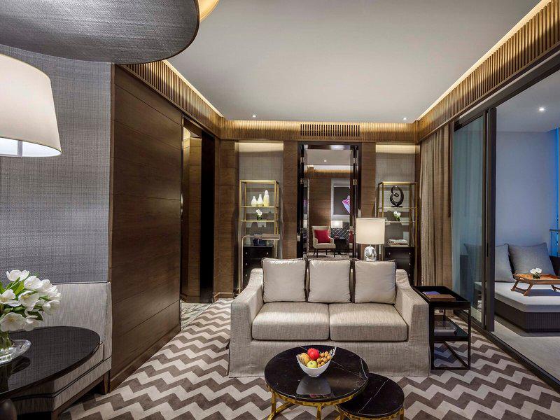 20E0D1E080CE6126F1B2DB71AD0AB39F