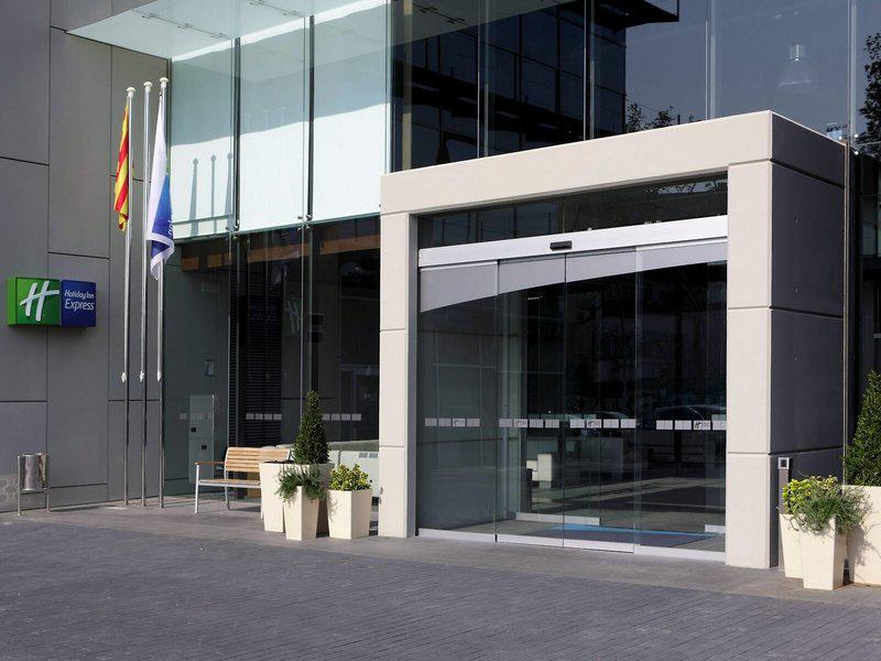 9B41E76007198D11504E6865DDB0B1BF