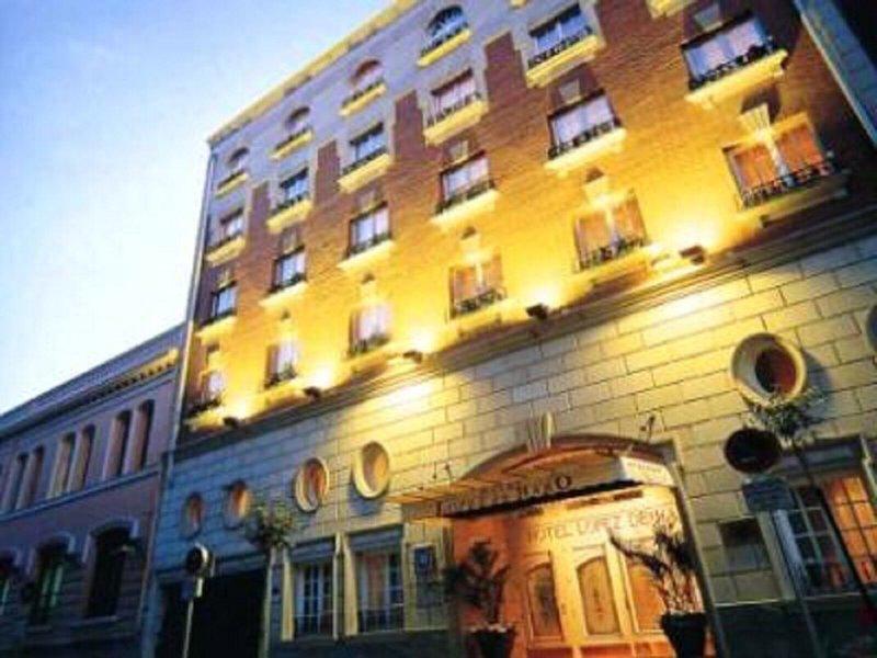 05EA4366E9ACA2718AC2C39DDEE6FAD5