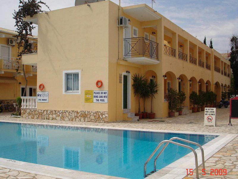 C7E89739CD1E764A0AB116B642002FEC