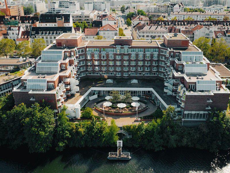 EB457861D7941A954100D834C15F56B3