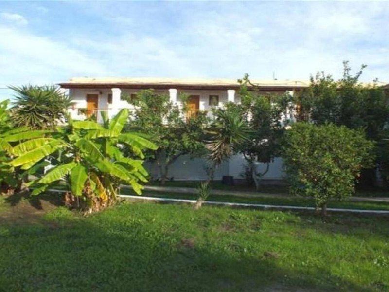 925565F784514A038DA2BB3C71C30488