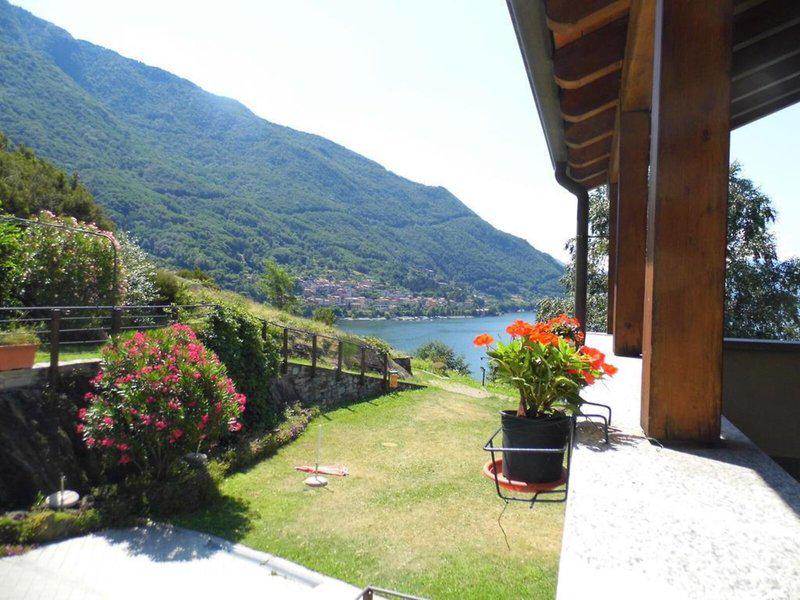 AF49D8C6E4A7A36C72AD807A4946CC65