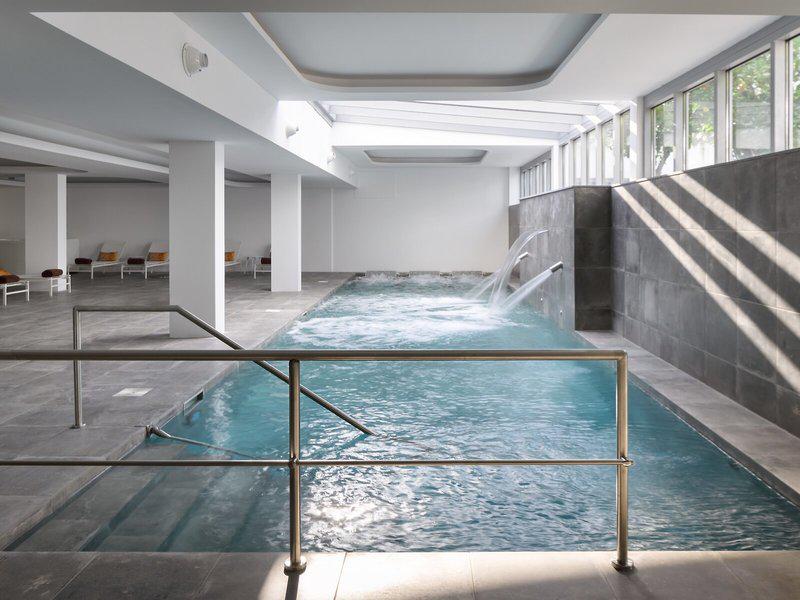 08C4F7233C4976D425F8406429633A5B