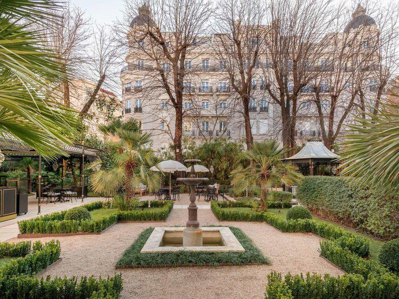 52443639E6A18412DEF22FB69E3B76A8