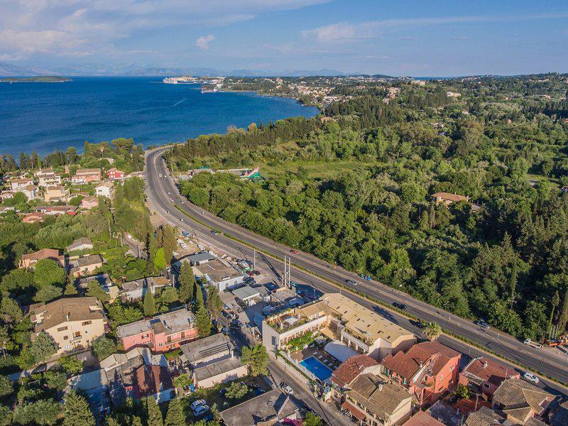 EF46FF3004B36B8714C3F072D2416BE5