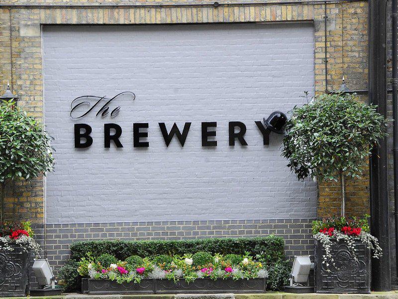 0B63B581965F47478EE2C691E23A7606