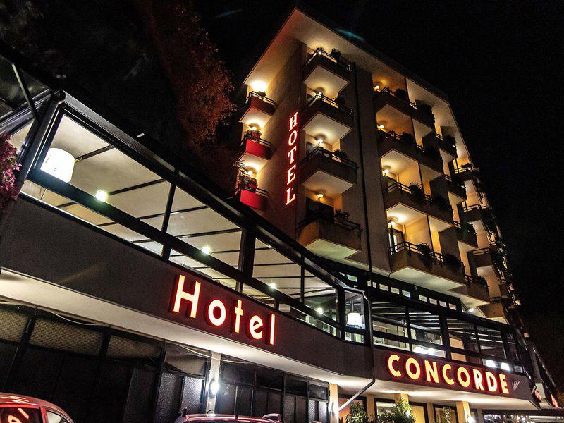 E12730510AFE4829C8B9B51E230D6DFA