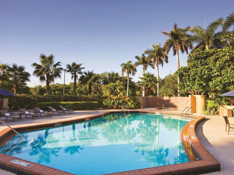 75099C652999D40E5FAF37707817C21D