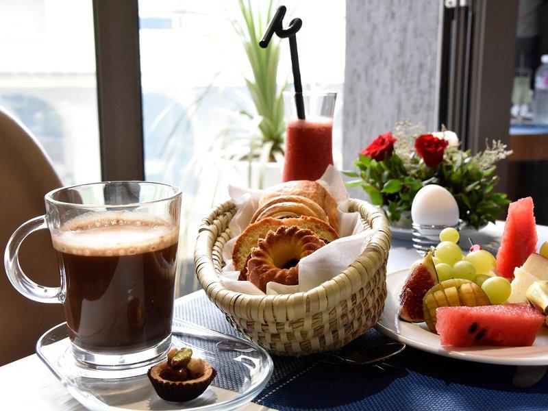 0B7BADC661B03D699F900581BFFAA00C