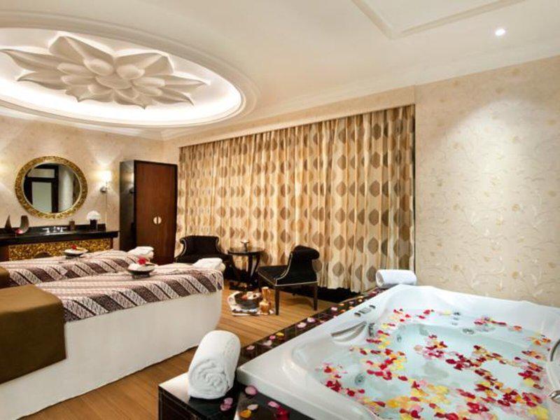 0A63E033273D5485FE17F569B6F8DE76