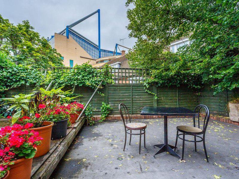 F4B1CF0F2CEE7E2EB44A196F3B3FA2A3