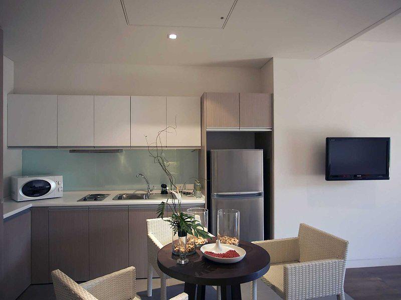 FA08032C15BF2EC50B9E767F008ABCB8