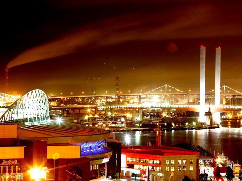 D65A79EEC0C3D8F195D649EBD2972F4B