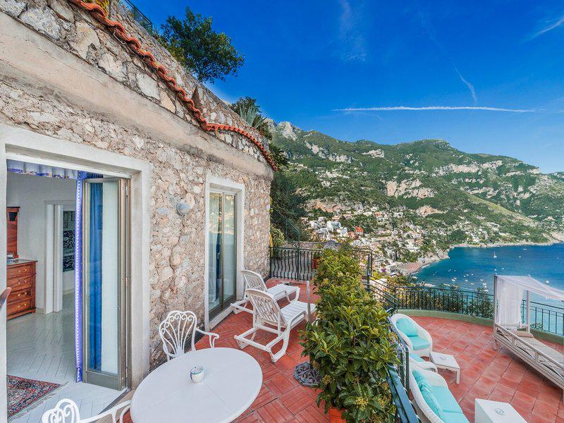 49931C8D32FDC5B63E72FC49D4436A50