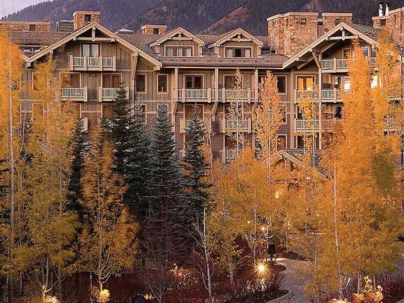 EAB62CDBB2C45A3C2E91E1362138D466