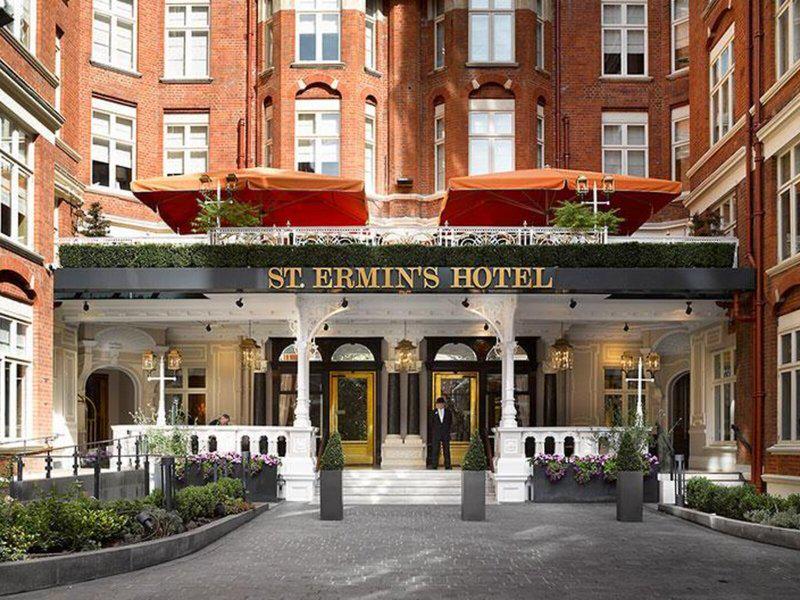 2F845A42A87D88B16D3B9C3DFC347299