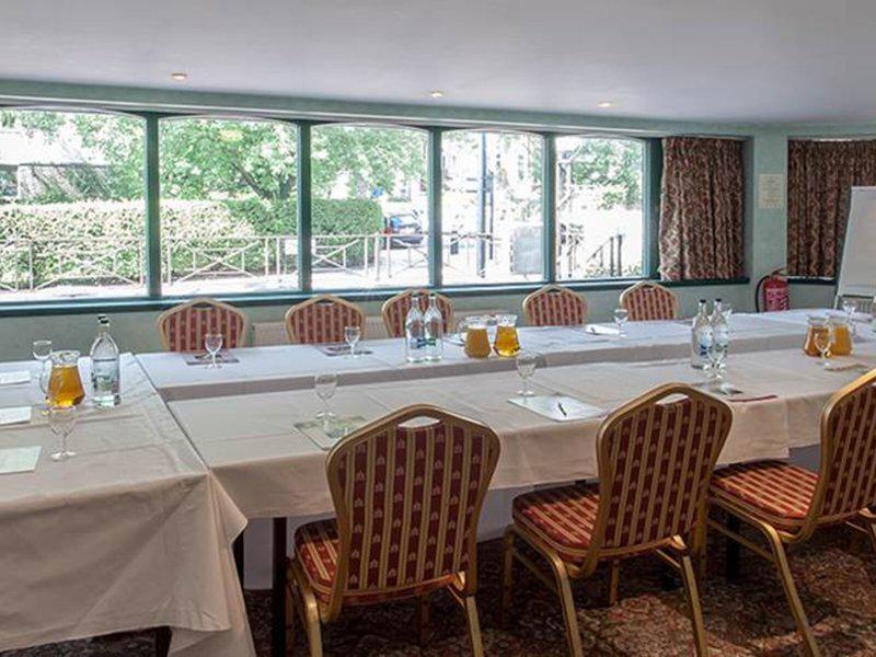 141B009805C6F7235128988F2AEF4B1D