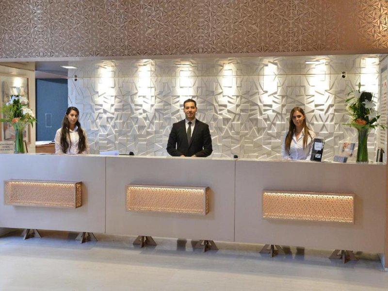 855AD8A24E2425CFF62C321FEC41031C