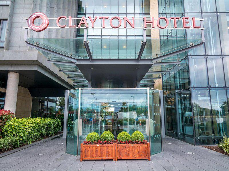 CB0F9439F4D43A91DC175F4EC54CFF8E