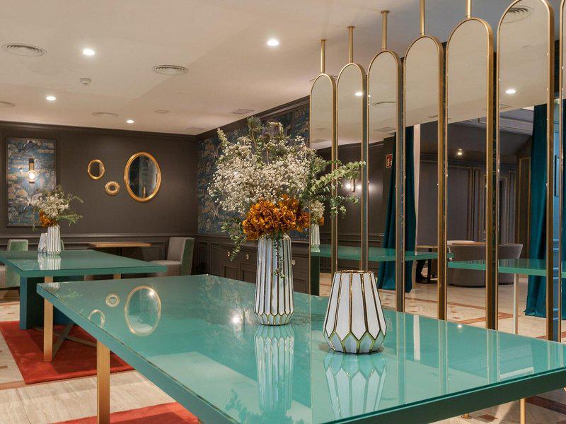 0EB7F20B6E7A96F14E32DFAFC87CCDE4