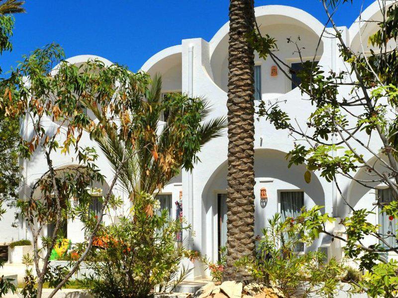 00BCCC858365322C4D56A81E3B430A8E