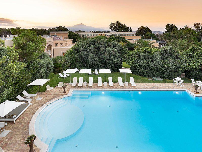 092CB22221C59C416B18B77A4C5B4E95