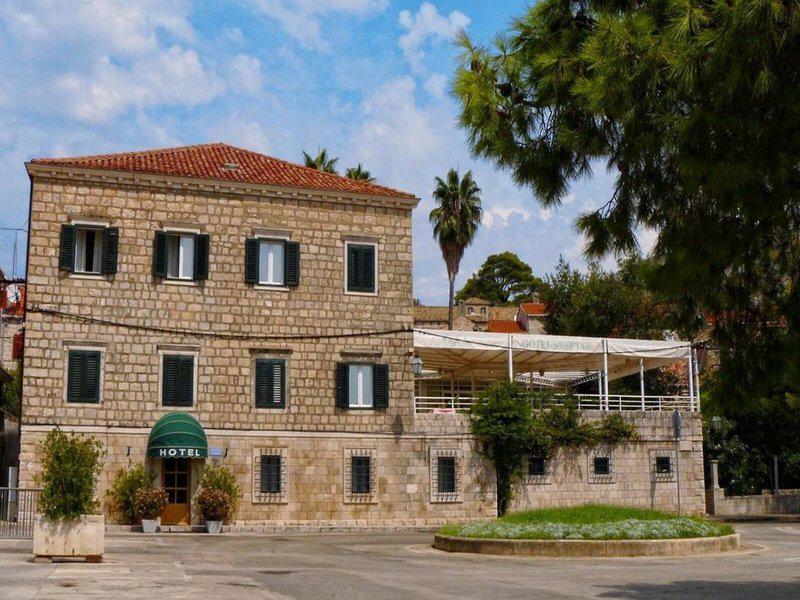 89391B40FF1B2D621FBA21D3E8FD79CB