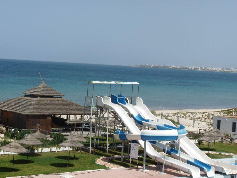 B49FA2D095A8BF23DEEBAF1D19305F13