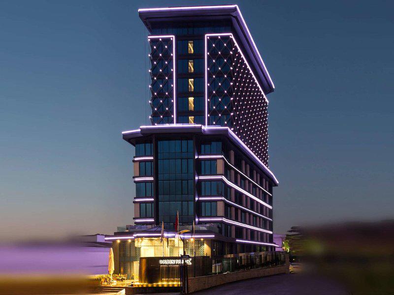 43A0DBA0A30552E37D0A1900830FF083