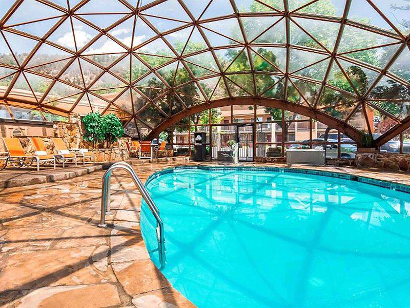 68D3F695E0E091775D5D12A71218E579