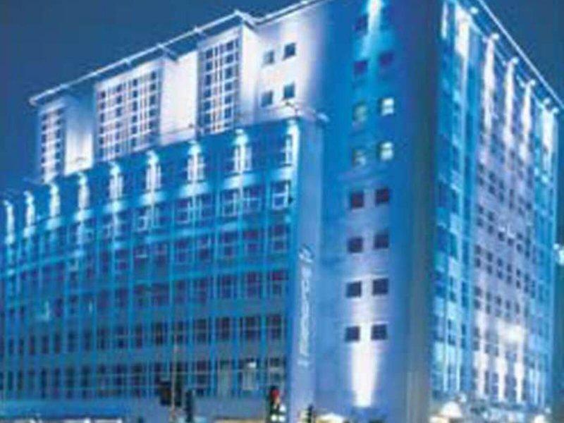 D4E270FEDA6CE2CC02A7E390AC19719C