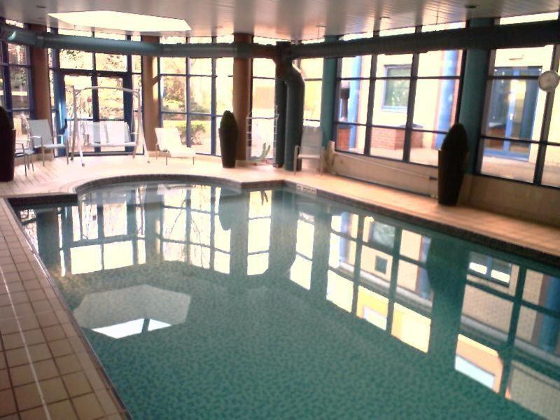 EB8EB8E2BF981729F84F3AB0F1B78907