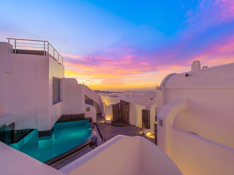 7AC451E14184F1616F6B7E7685792D41