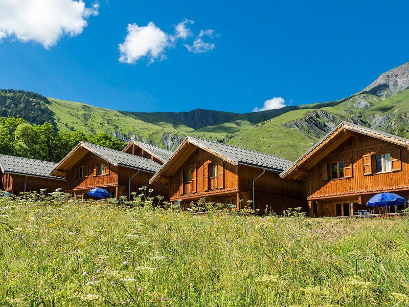 93F39DBA50DB9569305AF982184BCB05