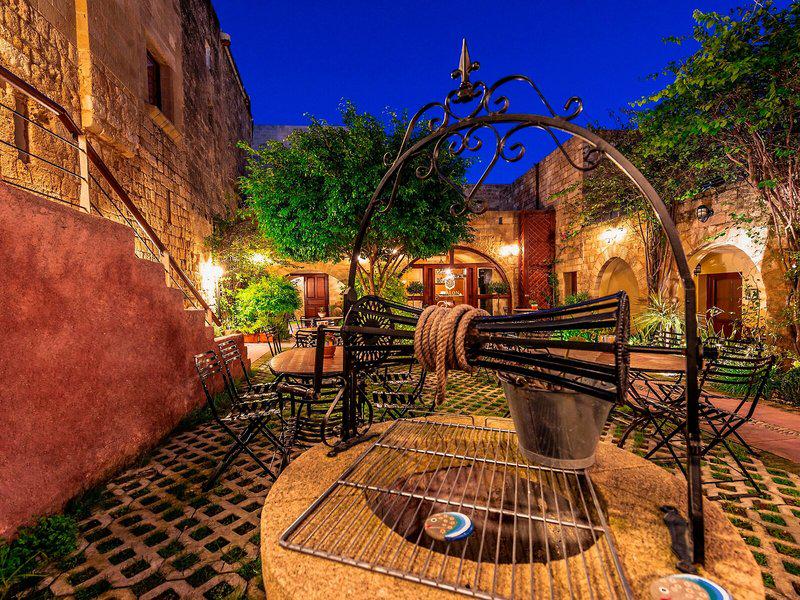 58F58B50D5C041BD39550AAB4E23267F