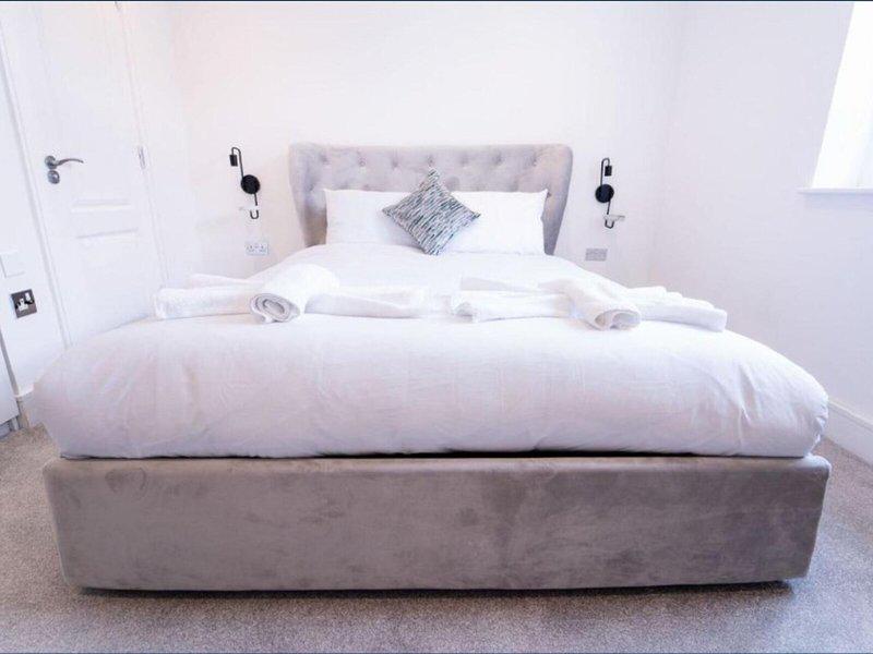 F37E7AF40424CF1CC4BDF32FAEB7C2E9