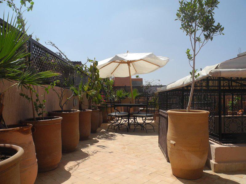 00C18F8C196562B5549B9AC76AEB30F2