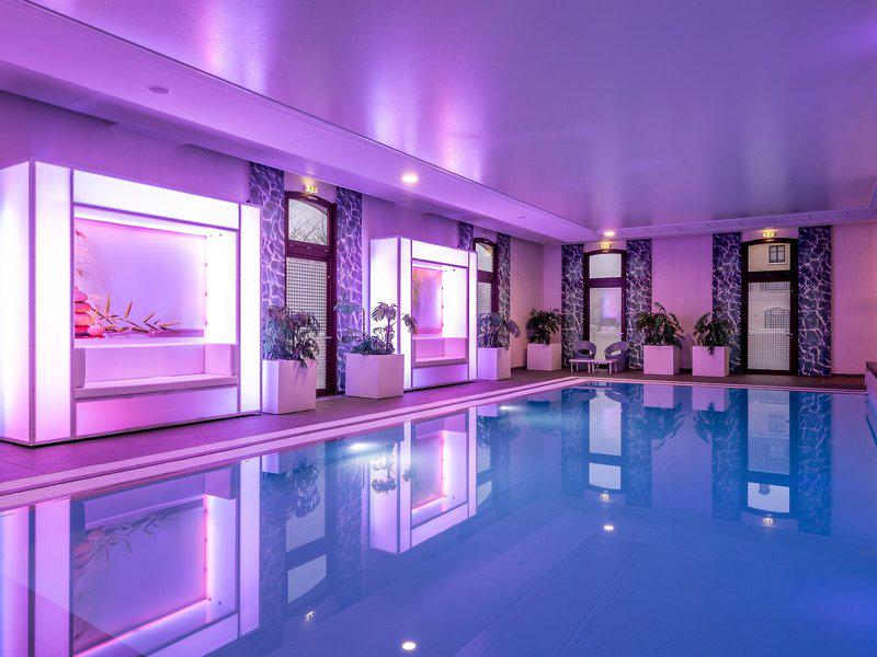 E911A765100A2777FA81A27B2E7A8238