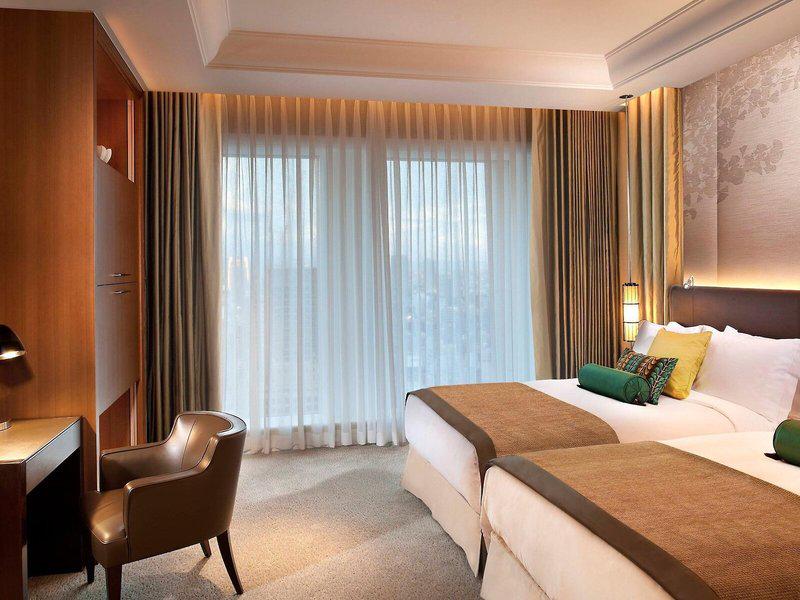 DFB1076182482C51D946950F995DE891