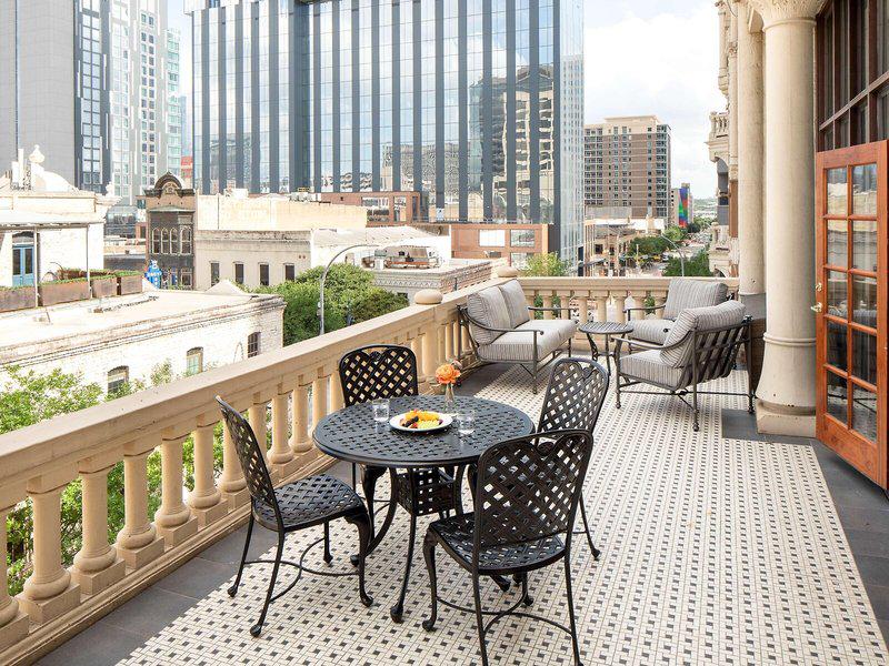 A6E1F79BAA1C1359EAAADE4EB4E9A21D