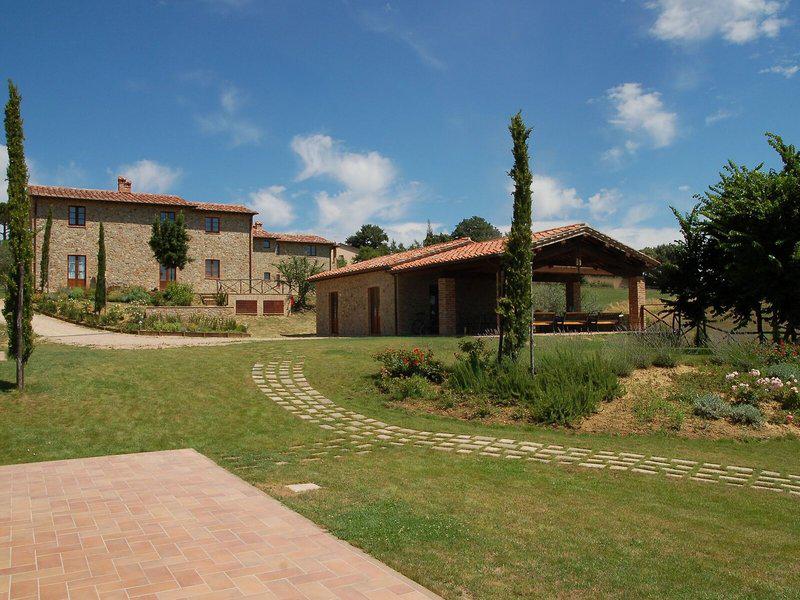 2695DC2274FD5953AF2D3E172AD0F5AC