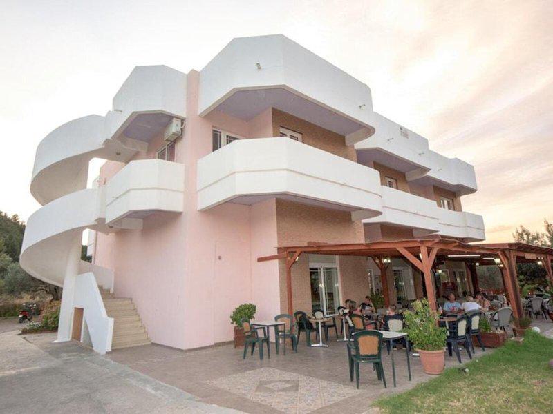 4827C2E422A983A369BA70DBBD9B78E6